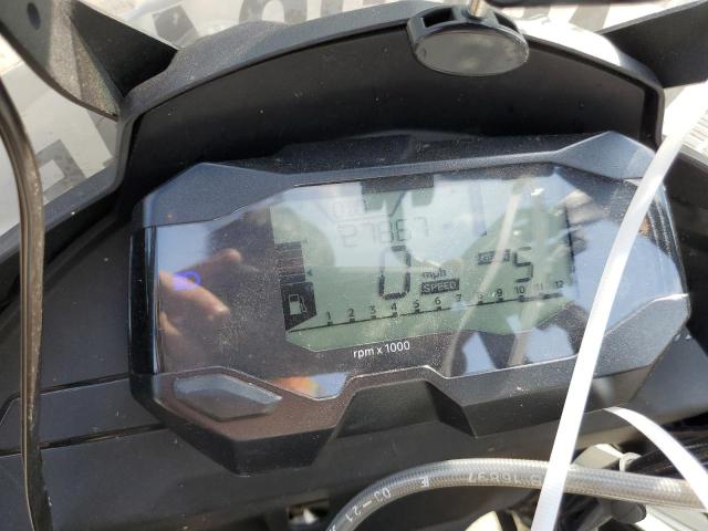 WB30G330XNRA19190 - 2022 BMW G310 GS WHITE photo 8