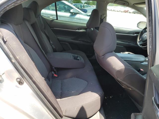 4T1B11HK1KU229120 - 2019 TOYOTA CAMRY L 银色 照片 10