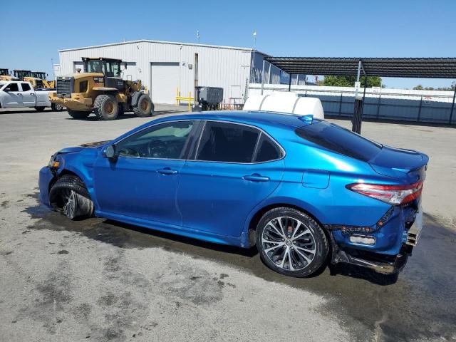 4T1B11HK5KU160562 - 2019 TOYOTA CAMRY L BLUE photo 2
