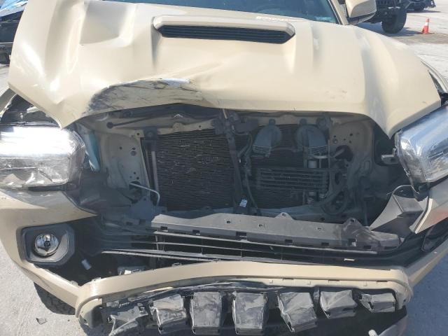 5TFCZ5ANXHX083739 - 2017 TOYOTA TACOMA DOUBLE CAB BEIGE photo 11