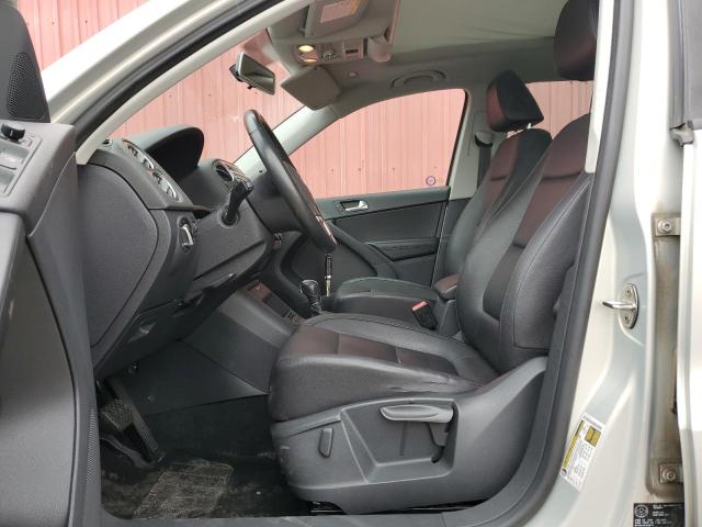 WVGBV7AX7CW559704 - 2012 VOLKSWAGEN TIGUAN S CREAM photo 7