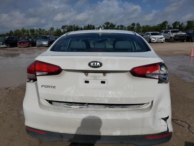 3KPFK4A73HE095759 - 2017 KIA FORTE LX WHITE photo 6