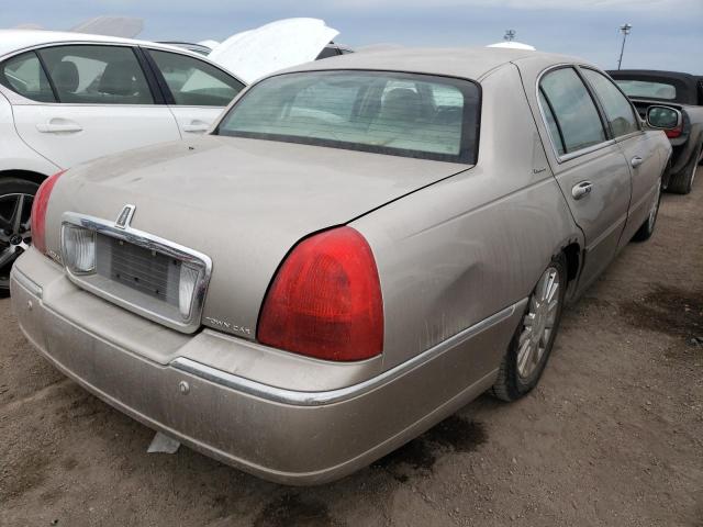 1LNHM81W93Y656031 - 2003 LINCOLN TOWN CAR EXECUTIVE CREAM photo 4