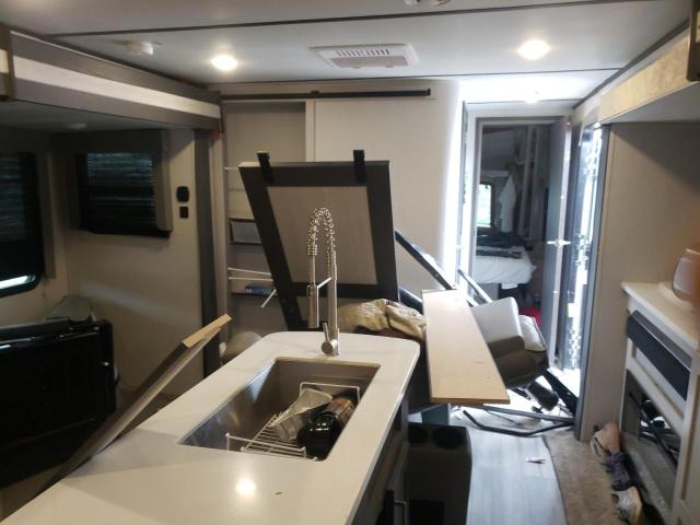 4YDT34129M1533487 - 2021 KEYSTONE SPRINTER WHITE photo 5