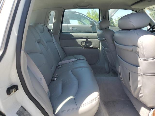 1LNLM82W1TY634775 - 1996 LINCOLN TOWN CAR SIGNATURE თეთრი ფოტო 10