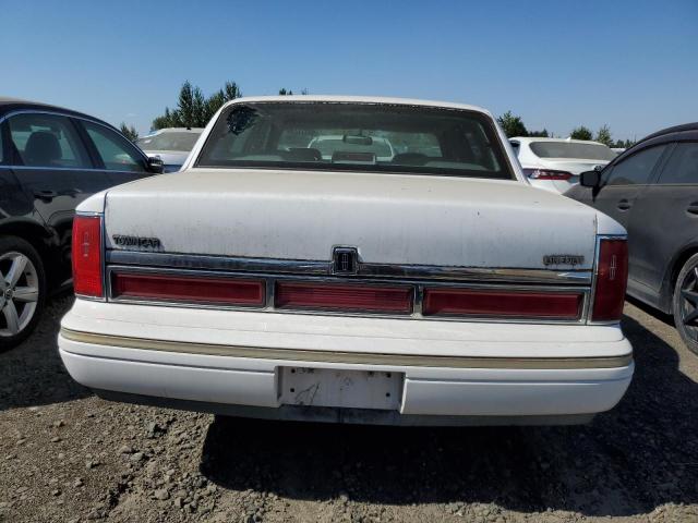 1LNLM82W1TY634775 - 1996 LINCOLN TOWN CAR SIGNATURE თეთრი ფოტო 6