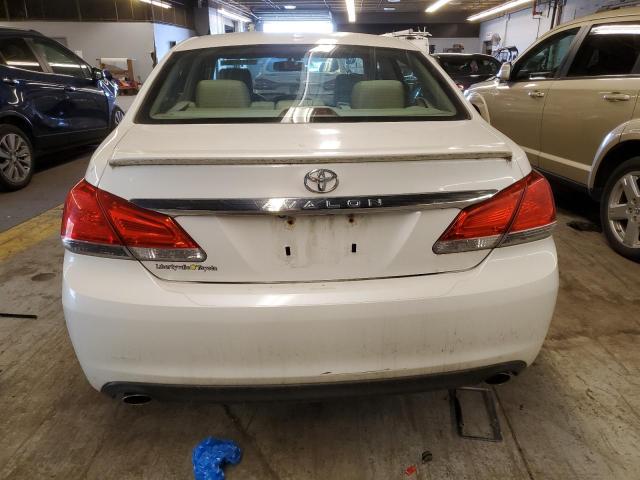 4T1BK3DB1BU420096 - 2011 TOYOTA AVALON BASE 白色 照片 6