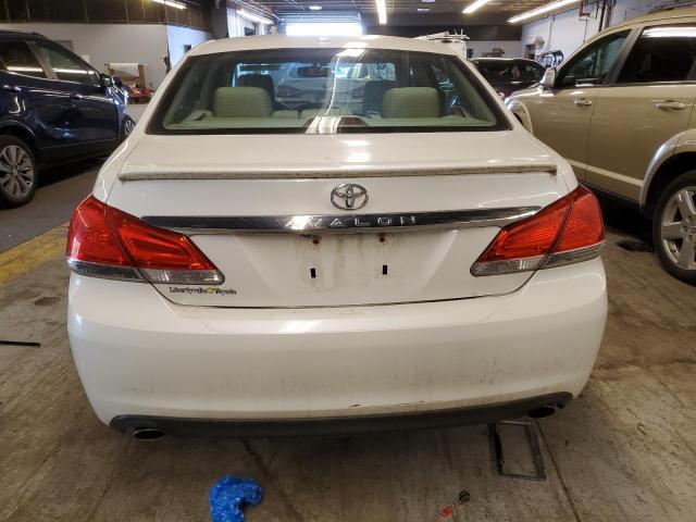 4T1BK3DB1BU420096 - 2011 TOYOTA AVALON BASE WHITE photo 6