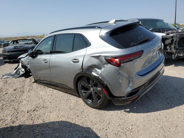 LRBFZPR46PD142840 - 2023 BUICK ENVISION ESSENCE ვერცხლისფერი ფოტო 2