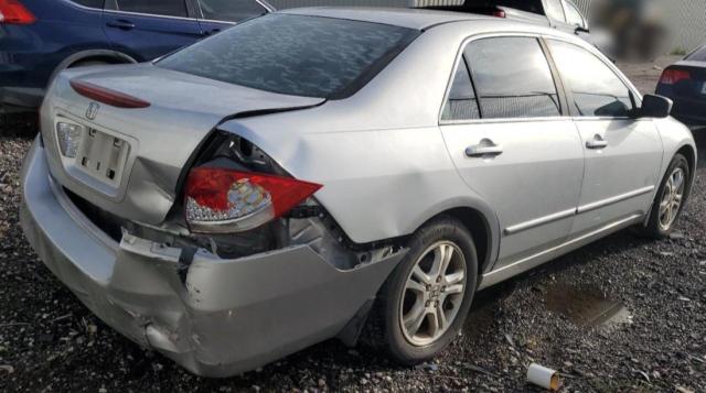 1HGCM56386A100576 - 2006 HONDA ACCORD SE SILVER photo 3