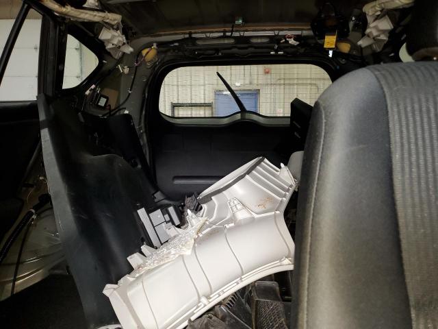 JTMBFREV9GJ072223 - 2016 TOYOTA RAV4 LE 灰色 照片 10