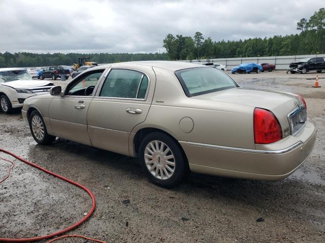 1LNHM81W84Y633387 - 2004 LINCOLN TOWN CAR EXECUTIVE GOLD photo 2