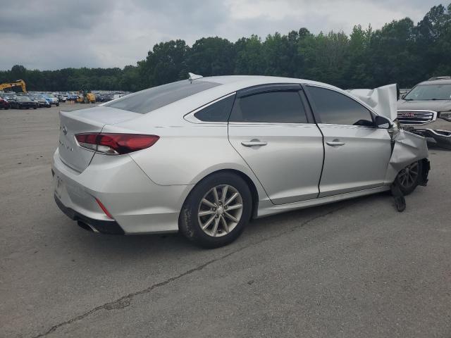 5NPE24AFXJH685641 - 2018 HYUNDAI SONATA SE SILVER photo 3