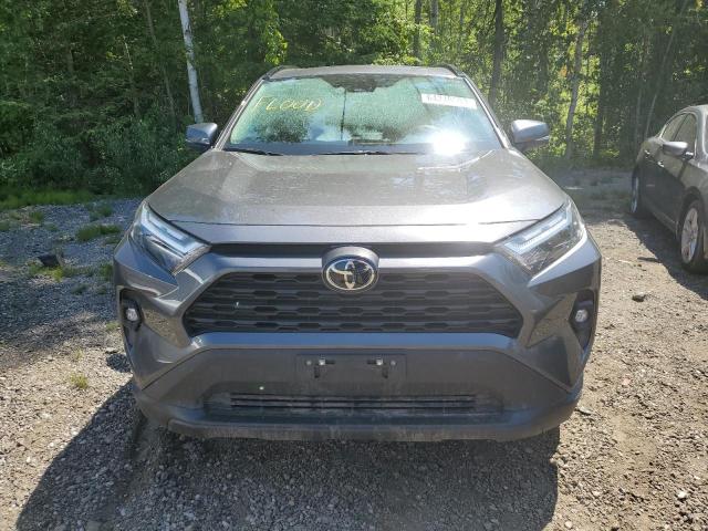 2T3R1RFV2NC296834 - 2022 TOYOTA RAV4 XLE GRAY photo 5