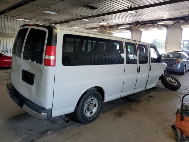 1GAZG1FGXD1115128 - 2013 CHEVROLET EXPRESS G3 LT WHITE photo 3