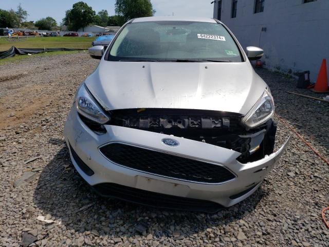 1FADP3F27FL343179 - 2015 FORD FOCUS SE SILVER photo 5