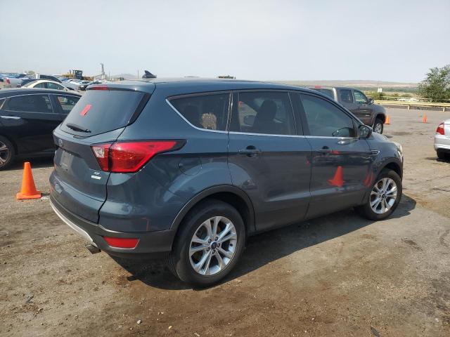 1FMCU0GD6KUA72080 - 2019 FORD ESCAPE SE ნაცრისფერი ფოტო 3