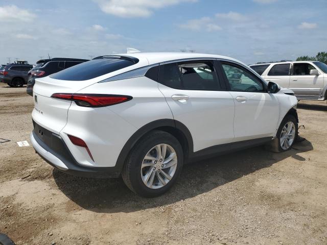 KL47LAEP9SB066338 - 2025 BUICK ENVISTA PREFERRED WHITE photo 3