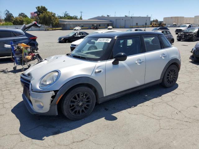 2015 MINI COOPER, 