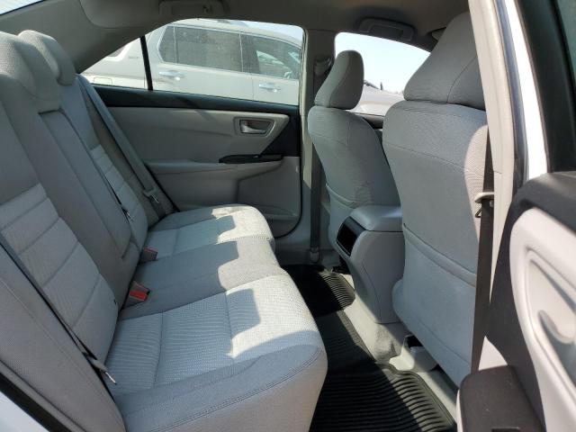4T1BF1FK7HU281428 - 2017 TOYOTA CAMRY LE WHITE photo 10
