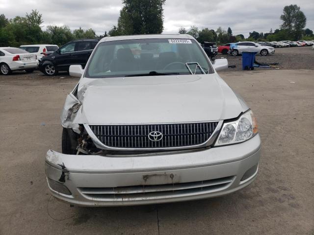 4T1BF28B7YU020089 - 2000 TOYOTA AVALON XL 银色 照片 10