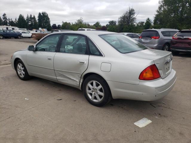 4T1BF28B7YU020089 - 2000 TOYOTA AVALON XL 银色 照片 3