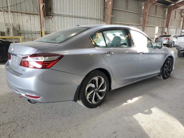 1HGCR3F8XHA026081 - 2017 HONDA ACCORD EXL SILVER photo 3