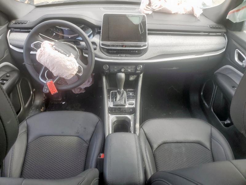 3C4NJDBN4ST535499 - 2025 JEEP COMPASS LATITUDE შავი ფოტო 8