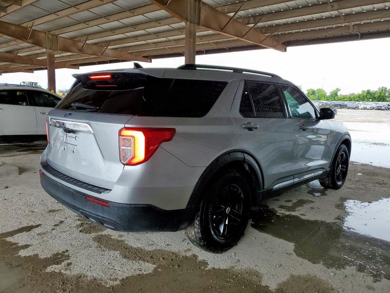 1FMSK7DHXNGA20262 - 2022 FORD EXPLORER XLT Gümüş foto 3