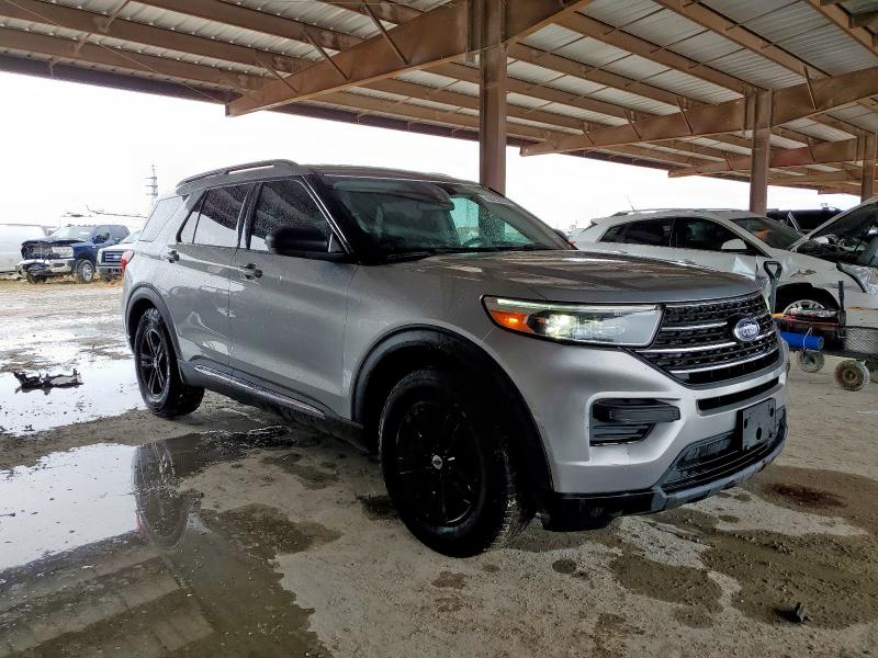 1FMSK7DHXNGA20262 - 2022 FORD EXPLORER XLT Gümüş foto 4