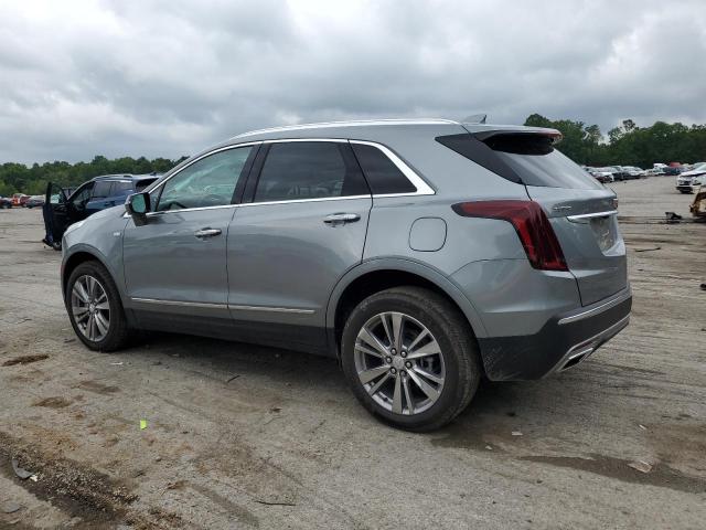 1GYKNCRS9PZ227025 - 2023 CADILLAC XT5 PREMIUM LUXURY GRAY photo 2