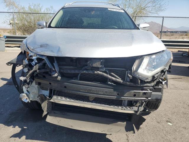 KNMAT2MT4KP555460 - 2019 NISSAN ROGUE S SILVER photo 5