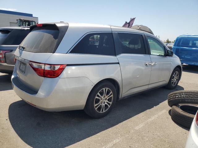 5FNRL5H62BB035339 - 2011 HONDA ODYSSEY EXL SILVER photo 3