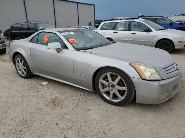 1G6YV34A055603794 - 2005 CADILLAC XLR SILVER photo 4