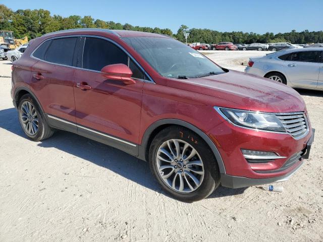 5LMCJ3C96HUL71098 - 2017 LINCOLN MKC RESERVE RED photo 4
