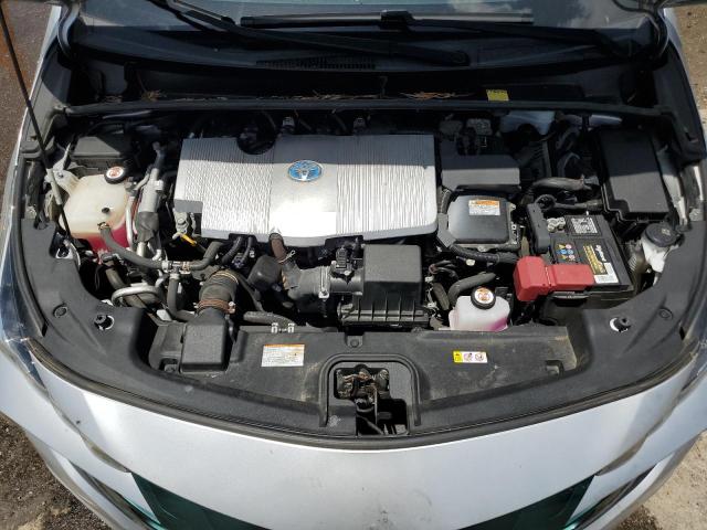 JTDKARFP0H3006020 - 2017 TOYOTA PRIUS PRIM 银色 照片 11