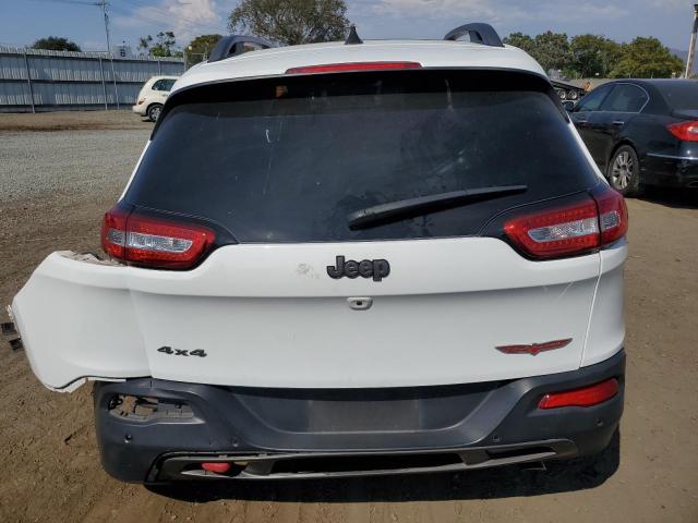 1C4PJMBS0HW588816 - 2017 JEEP CHEROKEE TRAILHAWK WHITE photo 6