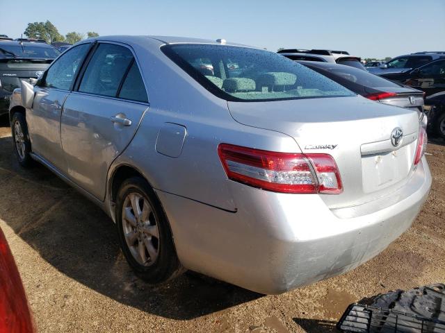 4T4BF3EK6BR097107 - 2011 TOYOTA CAMRY BASE SILVER photo 2