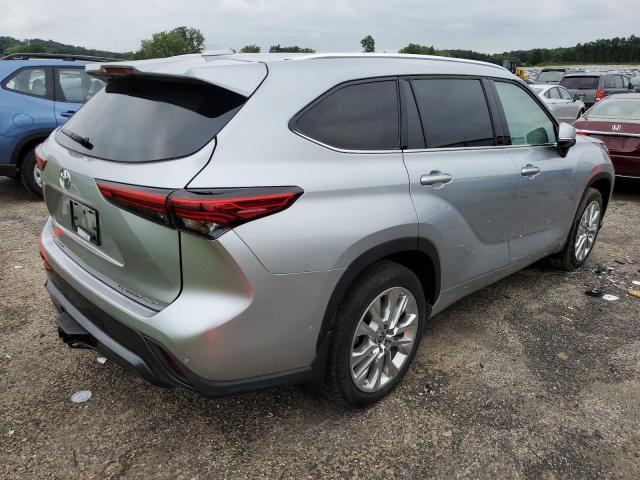 5TDKDRBH6PS007319 - 2023 TOYOTA HIGHLANDER L SILVER photo 3