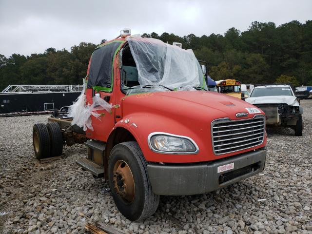 1FVACXCS64DN28985 - 2004 FREIGHTLINER M2 106 MEDIUM DUTY RED photo 1