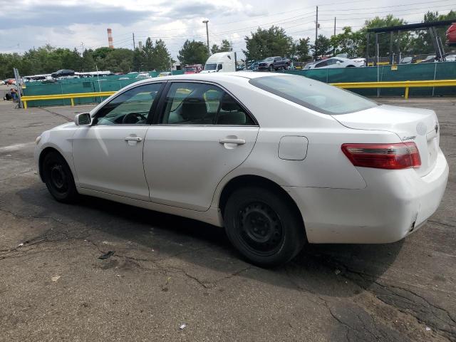 4T4BE46K09R075167 - 2009 TOYOTA CAMRY BASE WHITE photo 2