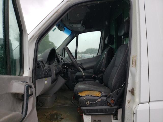 WD0PF145685260157 - 2008 DODGE SPRINTER 3500 WHITE photo 7