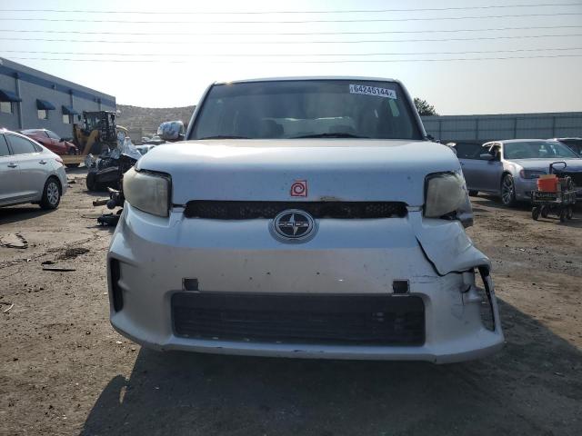 JTLZE4FE8CJ007848 - 2012 TOYOTA SCION XB SILVER photo 5