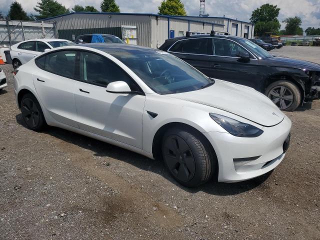 5YJ3E1EA1PF487081 - 2023 TESLA MODEL 3 WHITE photo 4