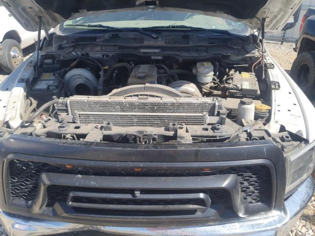 3C6UR5CL3JG348471 - 2018 RAM 2500 ST Beyaz fotoğraf 11