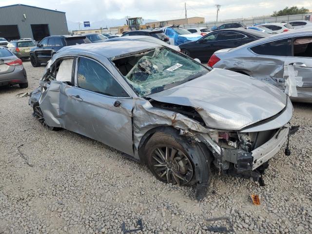 4T1F31AK3PU603952 - 2023 TOYOTA CAMRY XLE 银色 照片 4