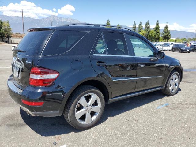 4JGBB8GB3AA542743 - 2010 MERCEDES-BENZ ML 350 4MATIC BLACK photo 3