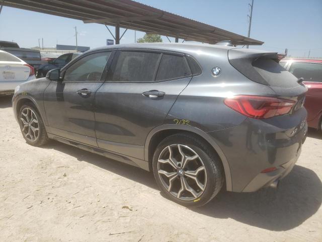 WBXYJ5C38JEF70115 - 2018 BMW X2 XDRIVE28I GRAY photo 2