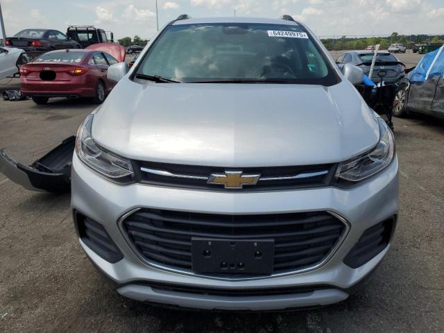 KL7CJLSB8KB750793 - 2019 CHEVROLET TRAX 1LT ვერცხლისფერი ფოტო 5
