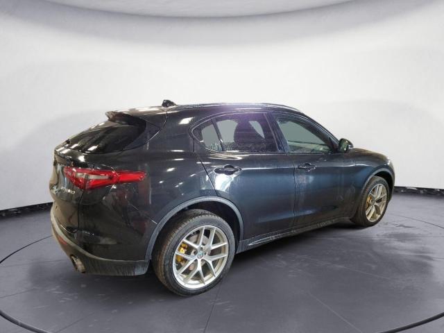 ZASFAKNN1J7C15443 - 2018 ALFA ROMEO STELVIO TI SPORT BLACK photo 3